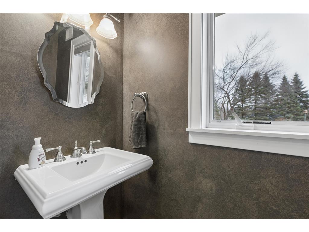1761 38th Street S Saint Cloud MN 56301 7041549 image18