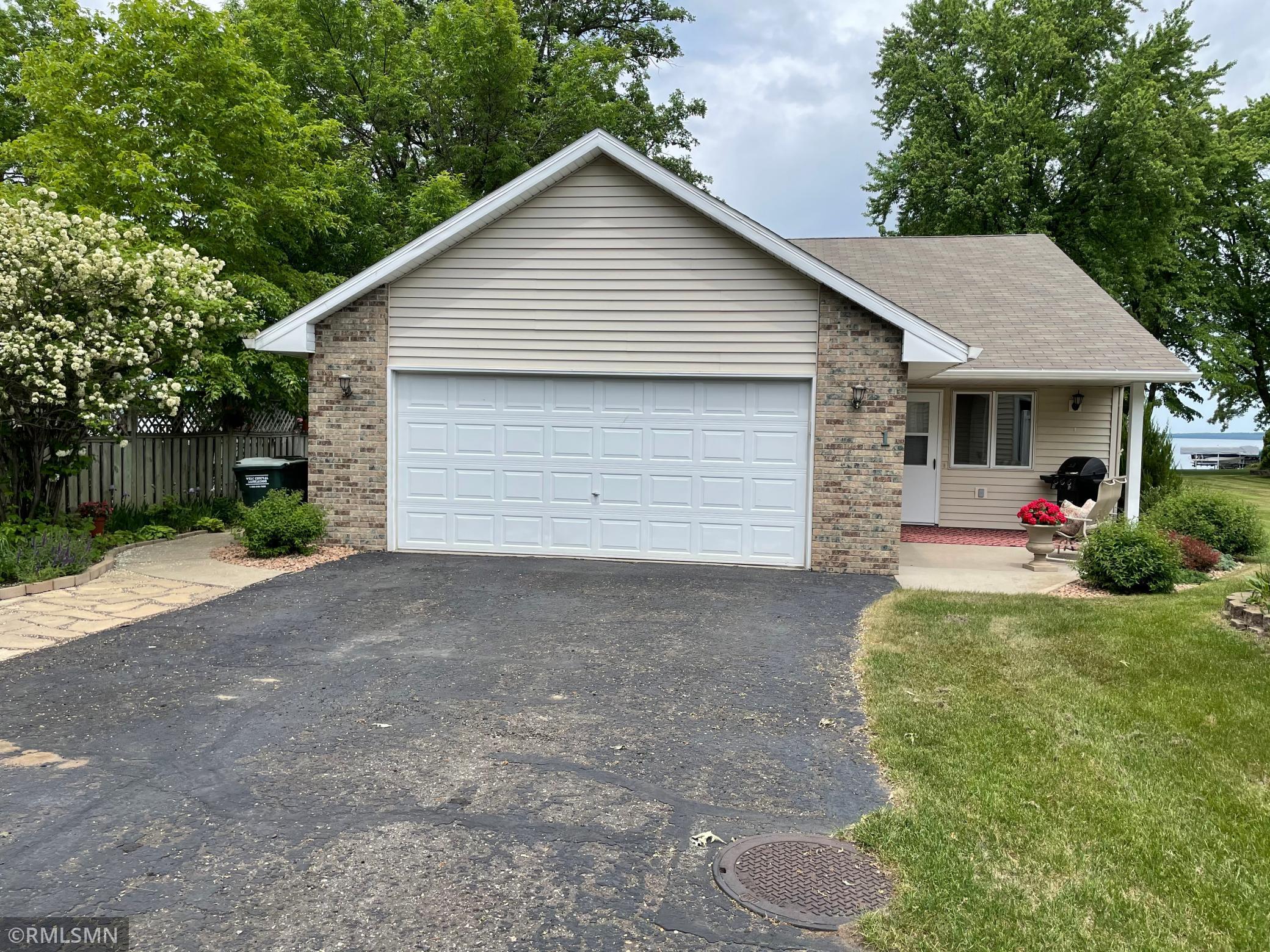 1761 E Lake Street 1, Osakis, MN 56360 MLS 6001650 Edina Realty