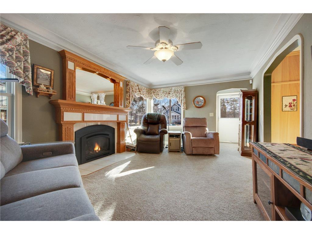 1761 English Street Maplewood MN 55109 6693163 image1