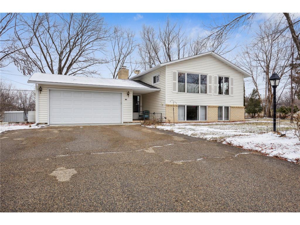 1761 Serpentine Drive, Eagan, MN, 55122 MLS 6475919 Edina Realty