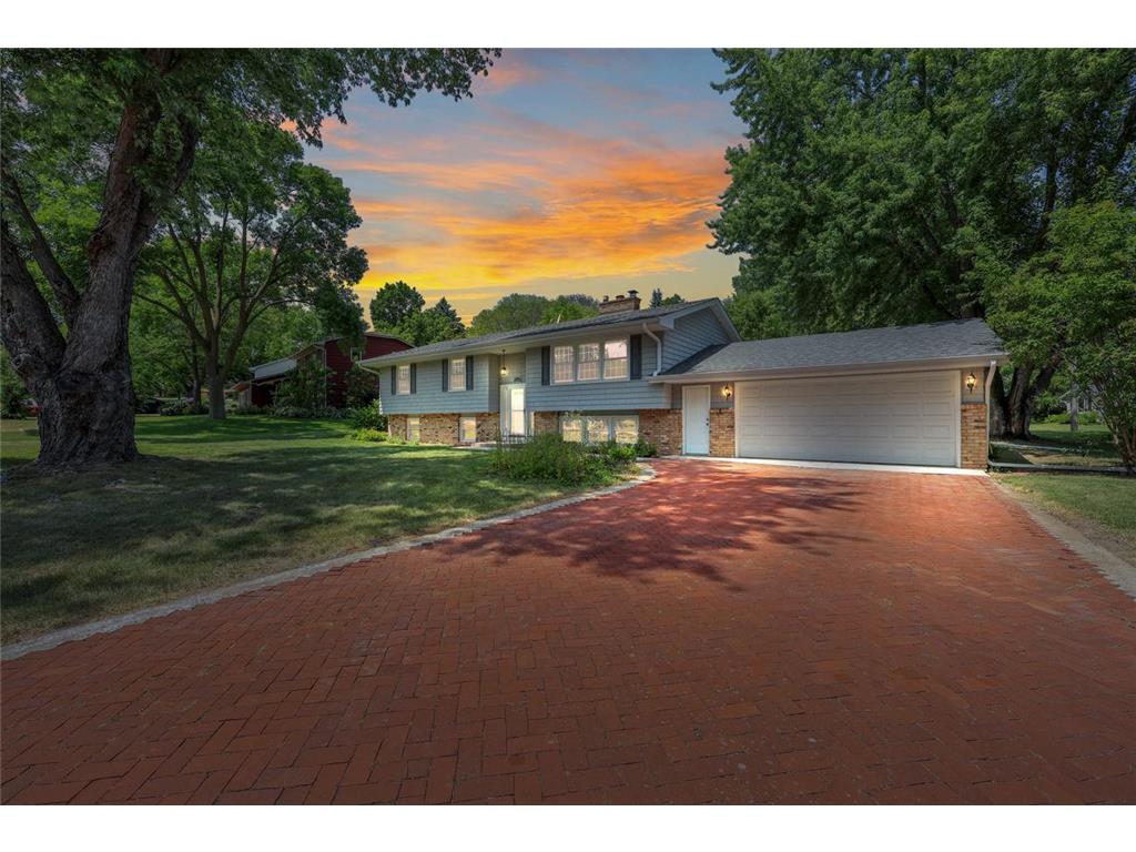 17610 24th Avenue N Plymouth MN 55447 7113754 image1