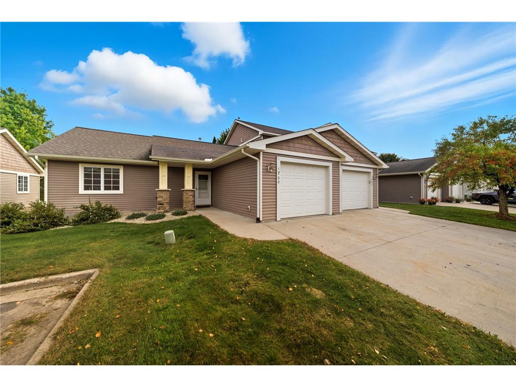 1762 Bennett Street River Falls WI 54022 6798656 image1