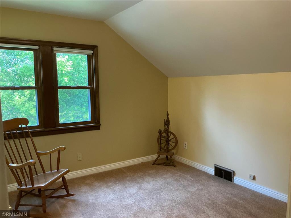 1762 Edgerton Street Maplewood MN 55117 7078445 image32