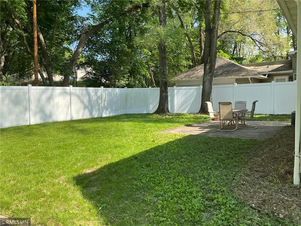1762 Edgerton Street Maplewood MN 55117 7078445 image47