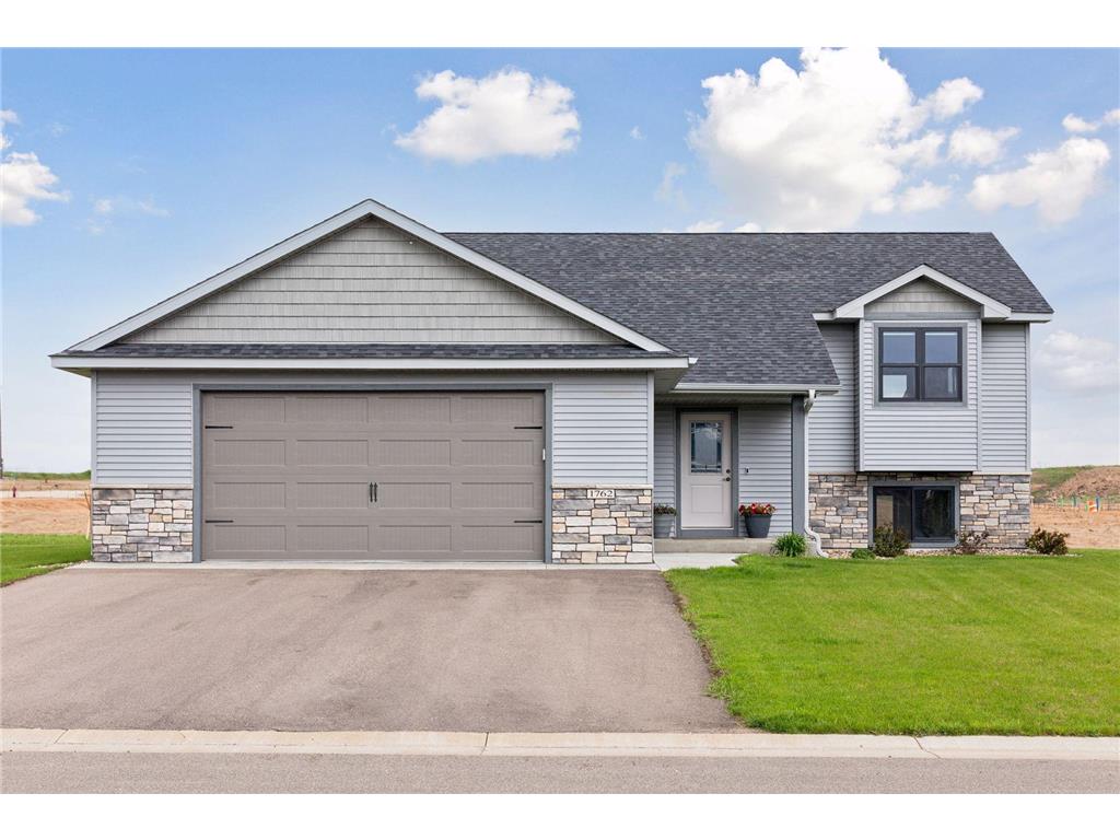 1762 Otter Way New Richmond WI 54017 6546469 image1