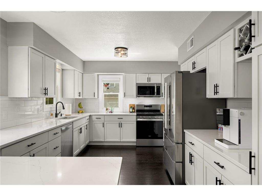 1764 Bohland Avenue Saint Paul MN 55116 7039268 image12