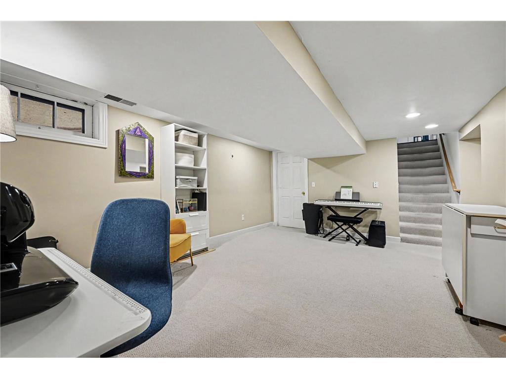 1764 Juliet Avenue Saint Paul MN 55105 7068156 image25