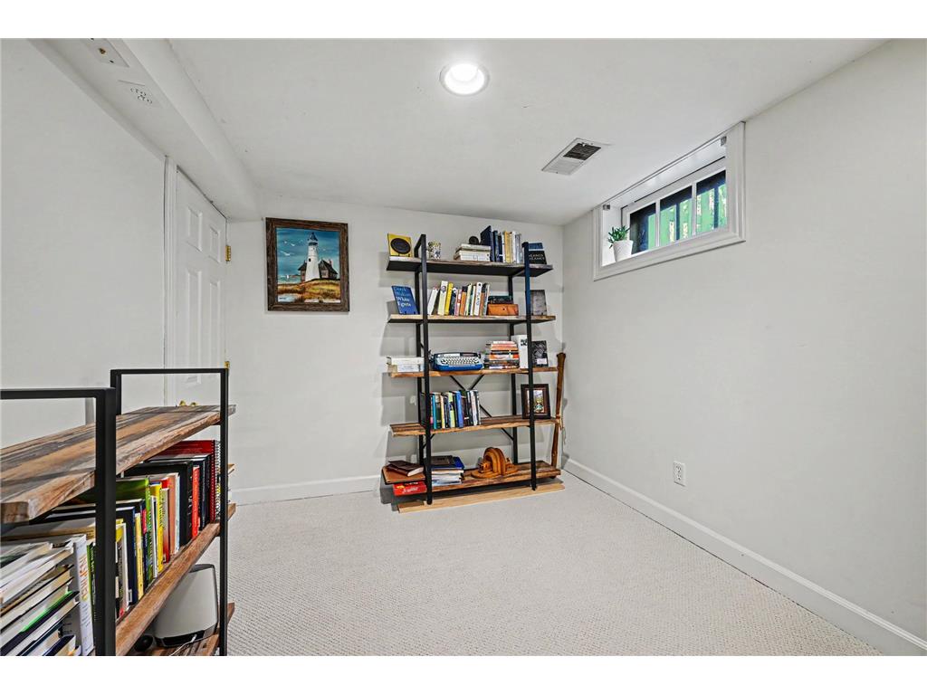 1764 Juliet Avenue Saint Paul MN 55105 7068156 image26