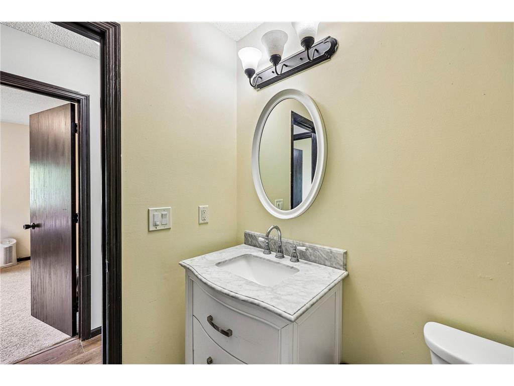 17640 89th Avenue N Maple Grove MN 55311 7072777 image17