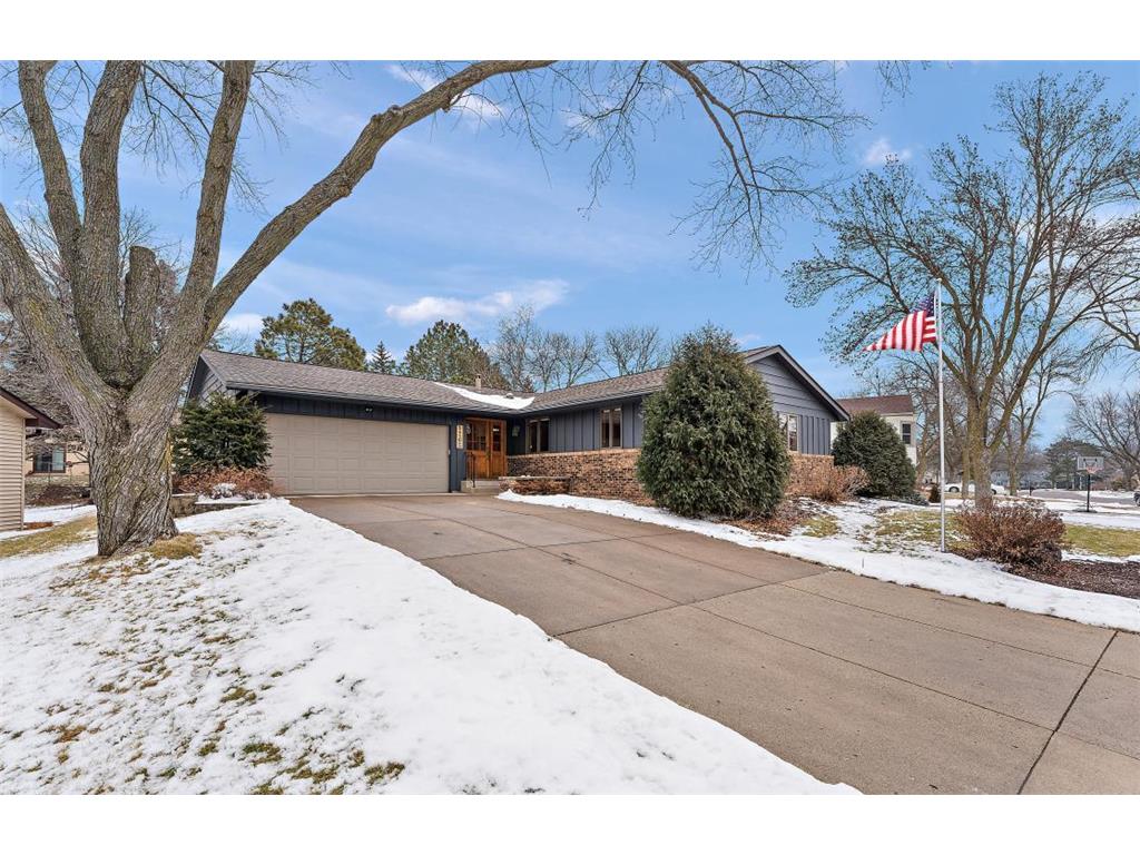 1765 Evergreen Drive, Woodbury, MN, 55125 MLS 6493257 Edina Realty