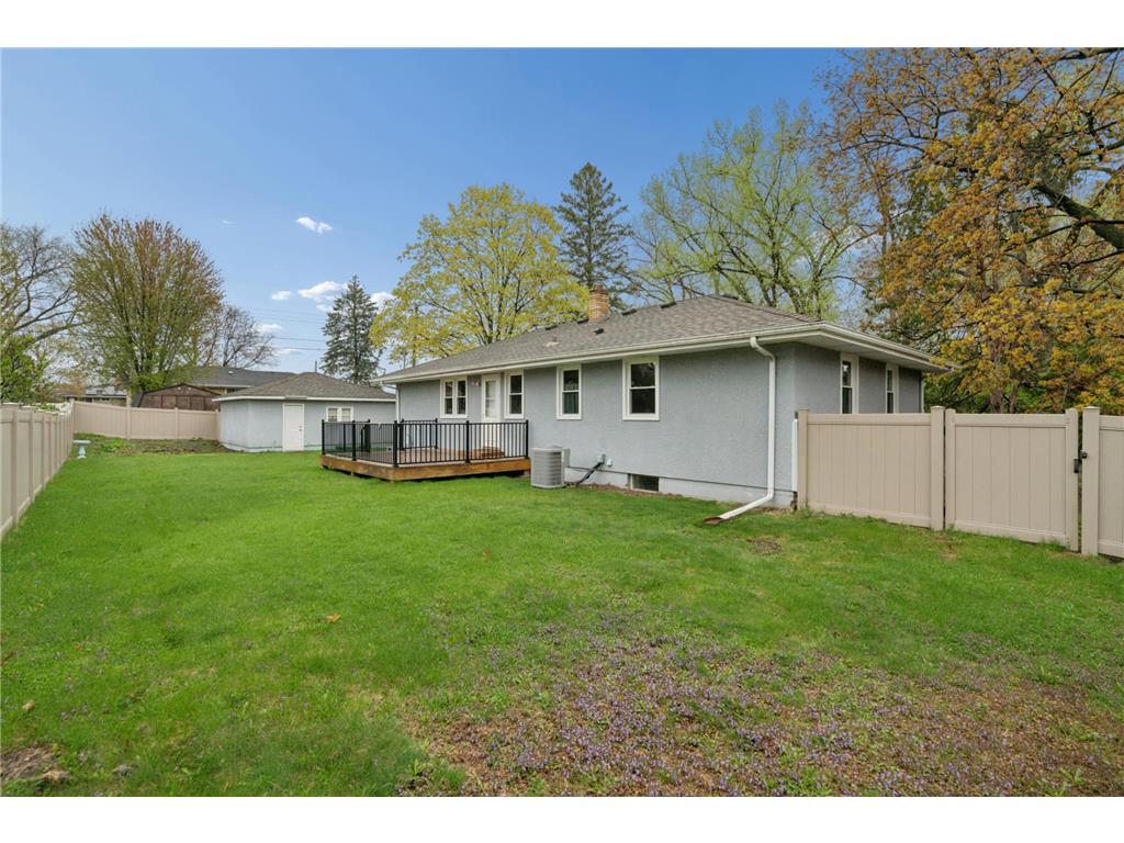 1765 Galtier Street Roseville MN 55113 7058941 image10