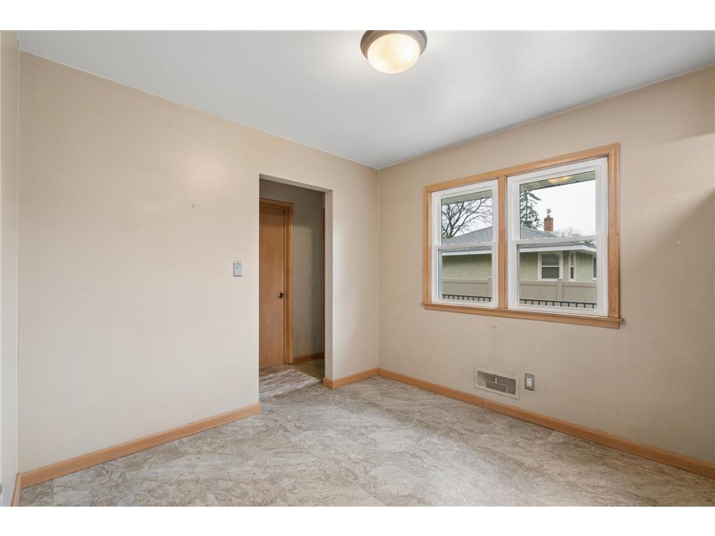 1765 Galtier Street Roseville MN 55113 7058941 image18