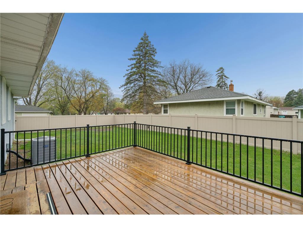 1765 Galtier Street Roseville MN 55113 7058941 image27
