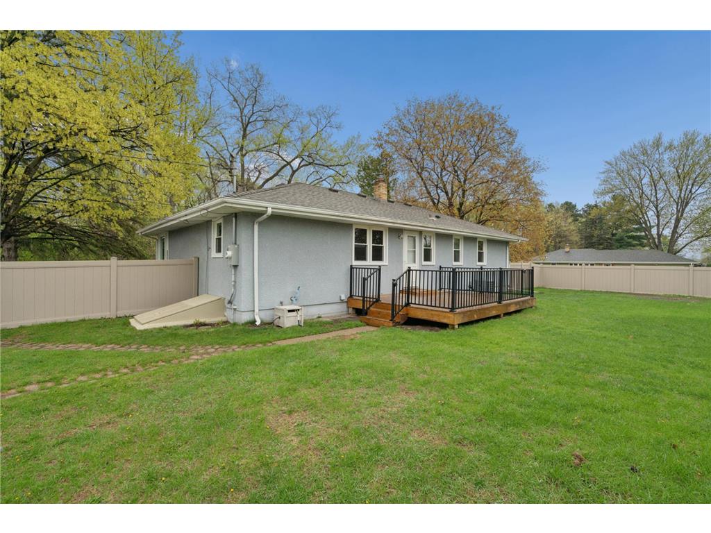 1765 Galtier Street Roseville MN 55113 7058941 image28