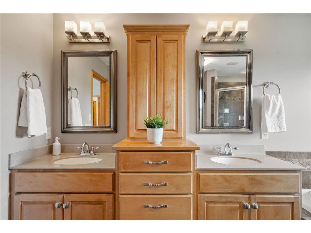 17662 Hayes Avenue Lakeville MN 55044 7081876 image24