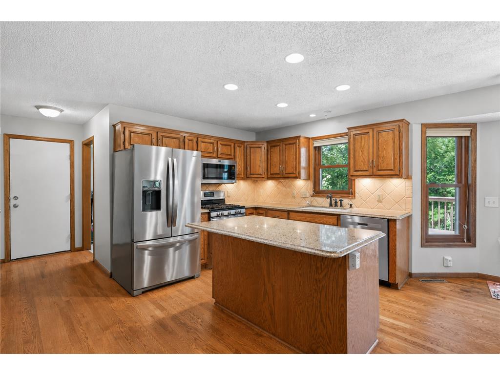 17664 Kettering Trail Lakeville MN 55044 7071463 image2