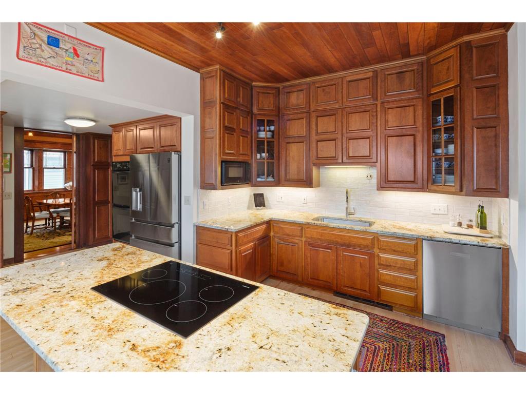 1767 Fremont Avenue S Minneapolis MN 55403 6696555 image24