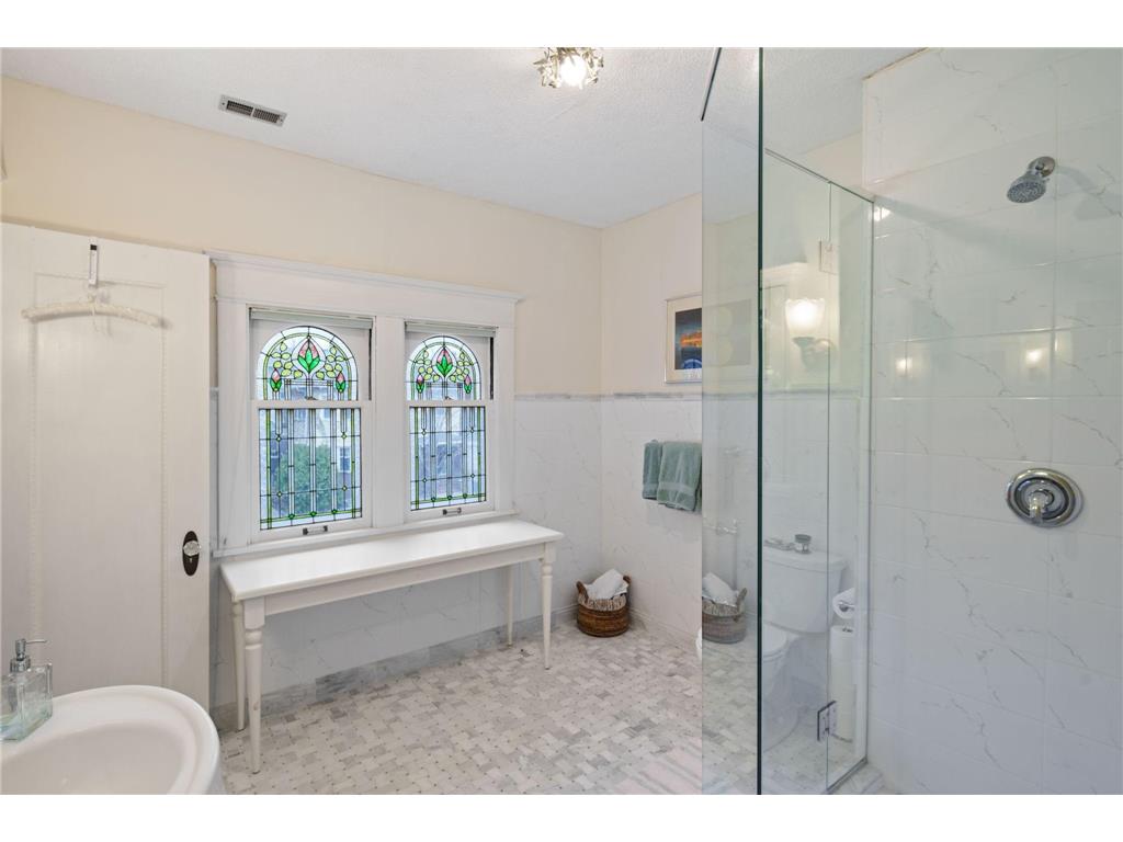 1767 Fremont Avenue S Minneapolis MN 55403 6696555 image33