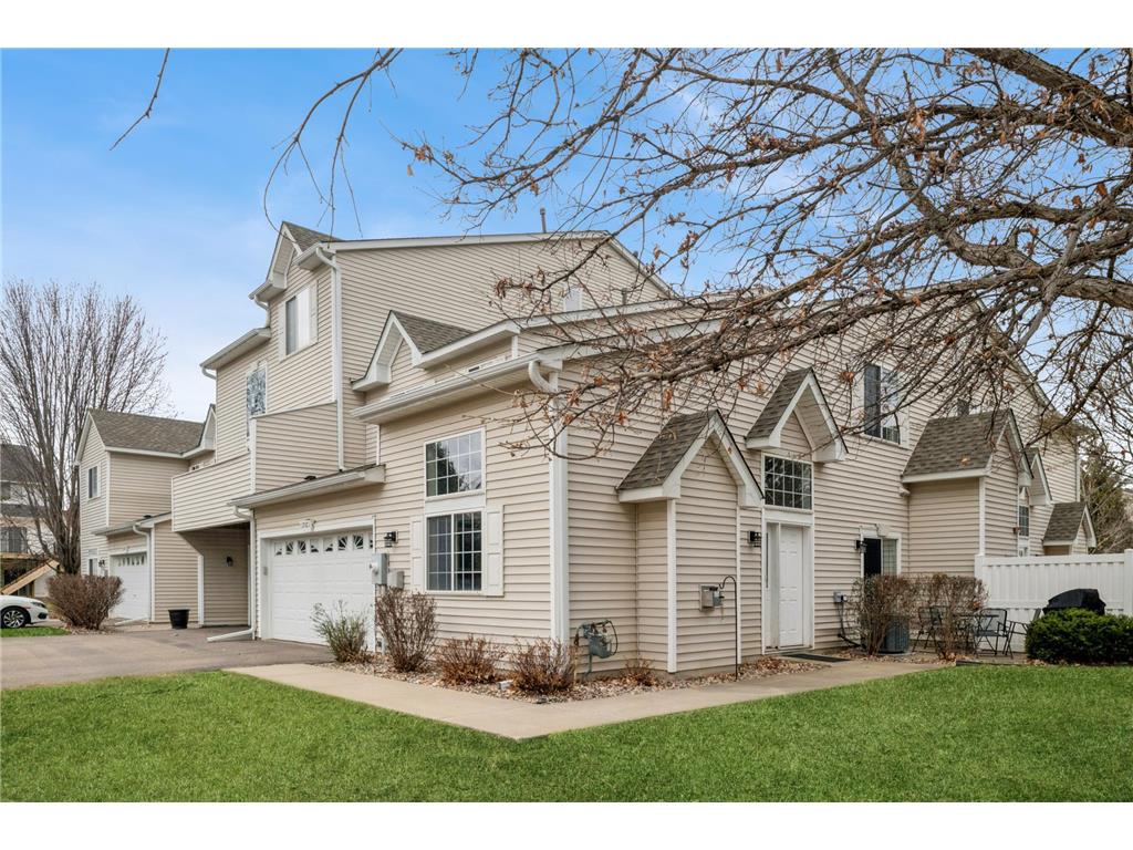 17671 Hackberry Court Eden Prairie MN 55347 6699719 image1