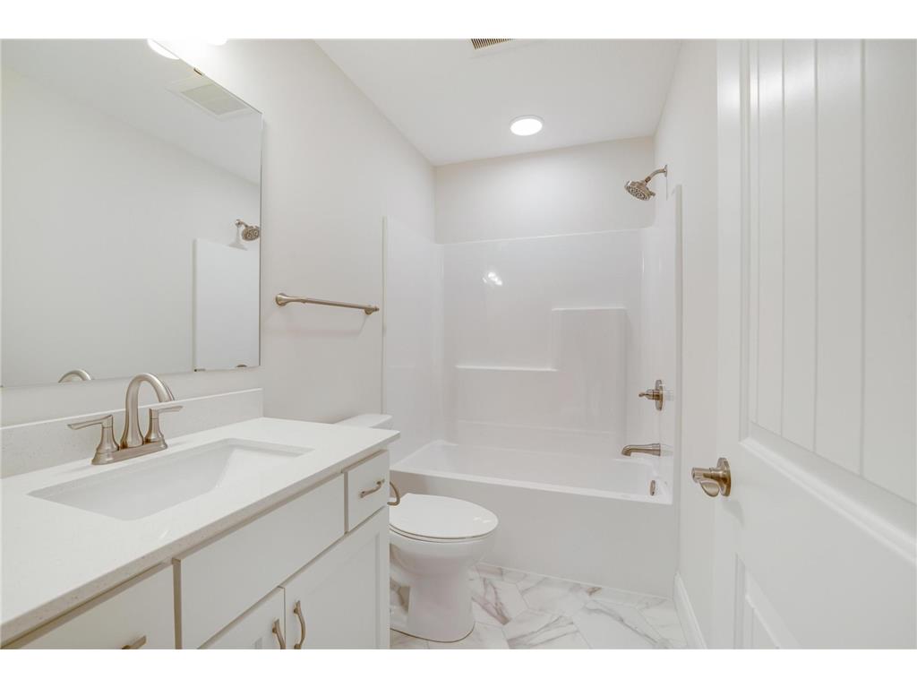 17679 Empire Trail Lakeville MN 55044 7035968 image25