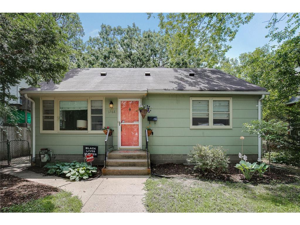 1768 Englewood Avenue Saint Paul MN 55104 6401342 image1