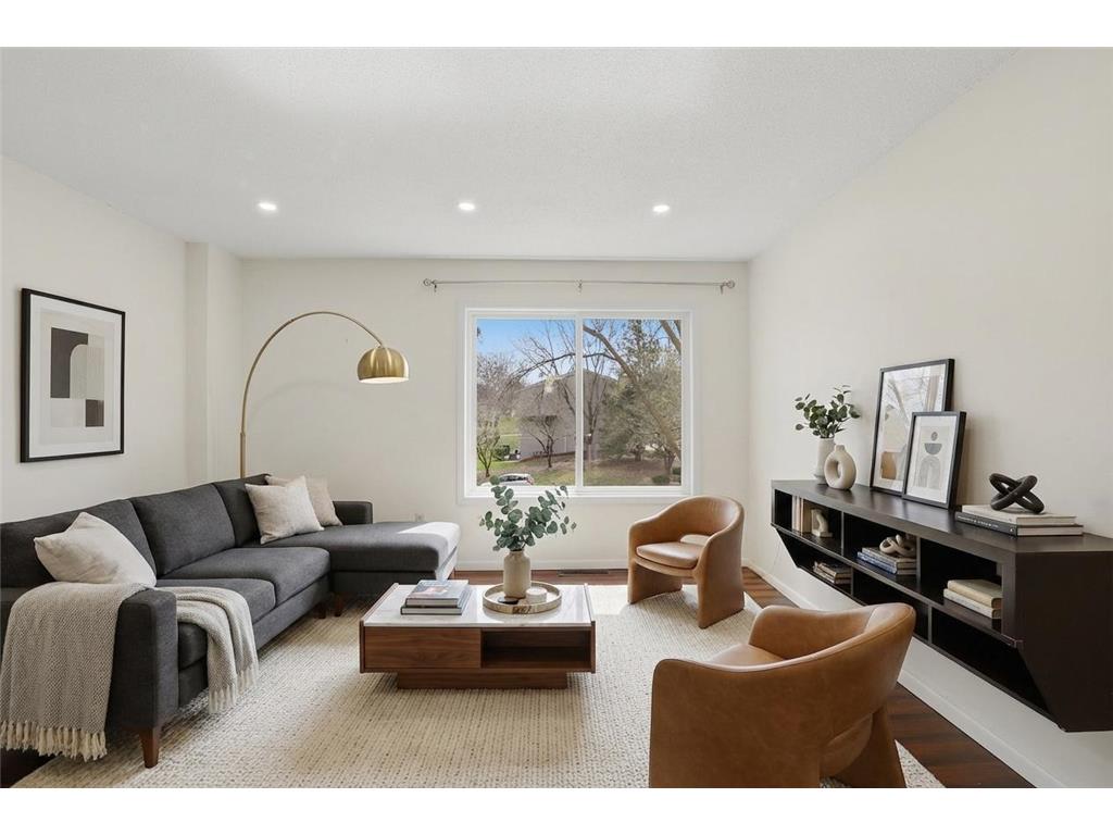 1768 Meadowlark Court #31768 Eagan MN 55122 7047536 image1