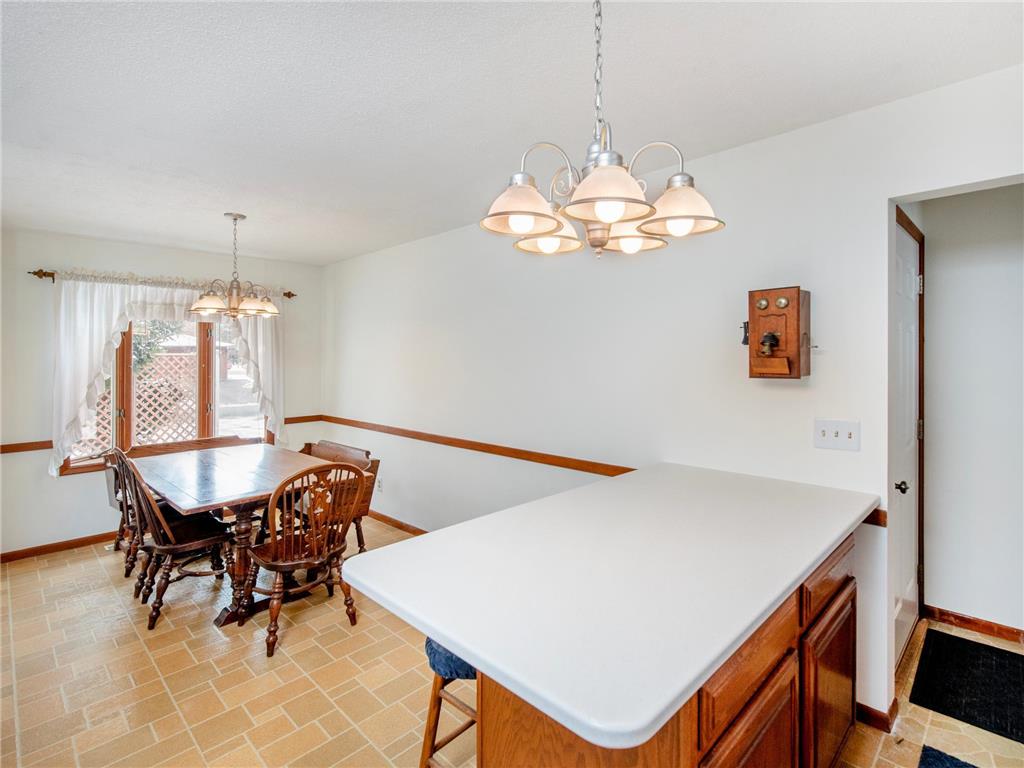 1769 Serpentine Drive Eagan MN 55122 7025100 image8