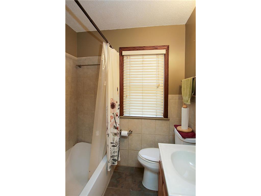 177 4th Avenue NW Hutchinson MN 55350 7048884 image16