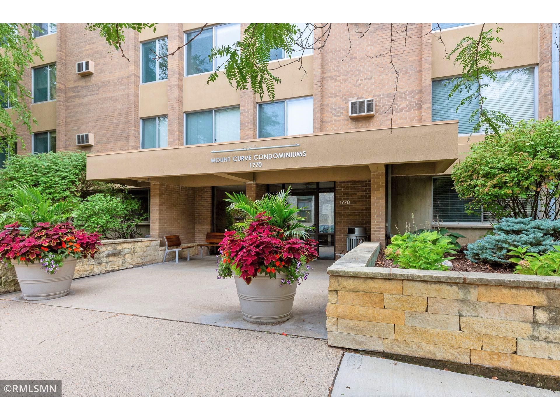 1770 Bryant Avenue S 104, Minneapolis, MN 55403 MLS 5690534 Edina