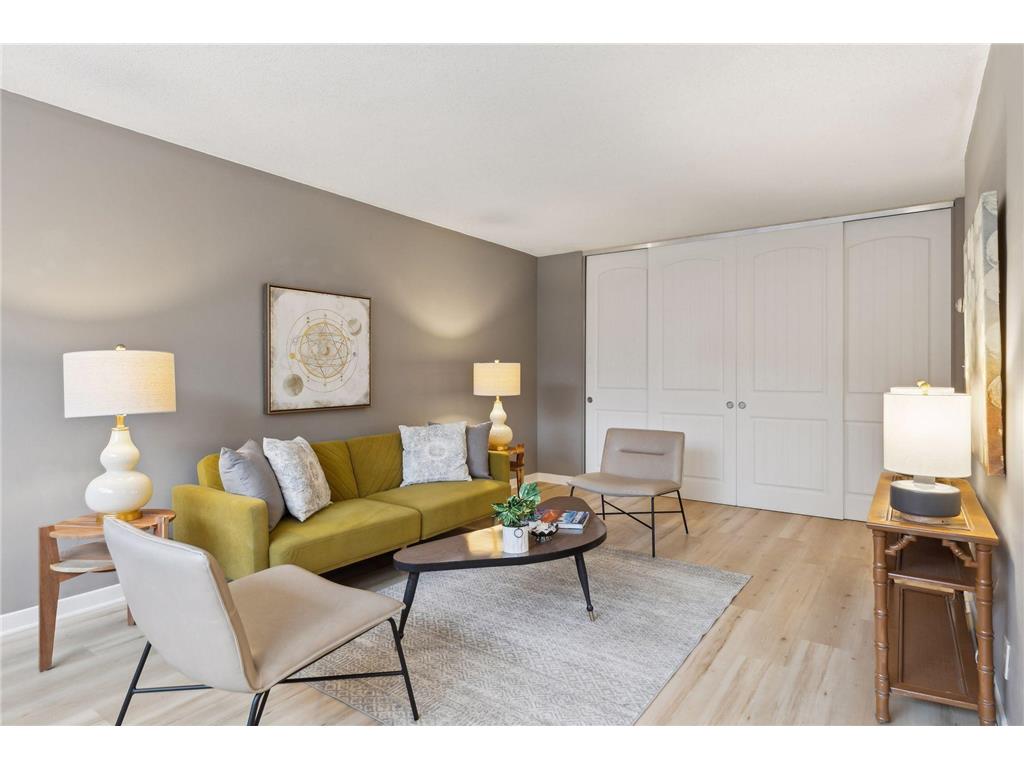 1770 Bryant Avenue S #106 Minneapolis MN 55403 6651129 image1