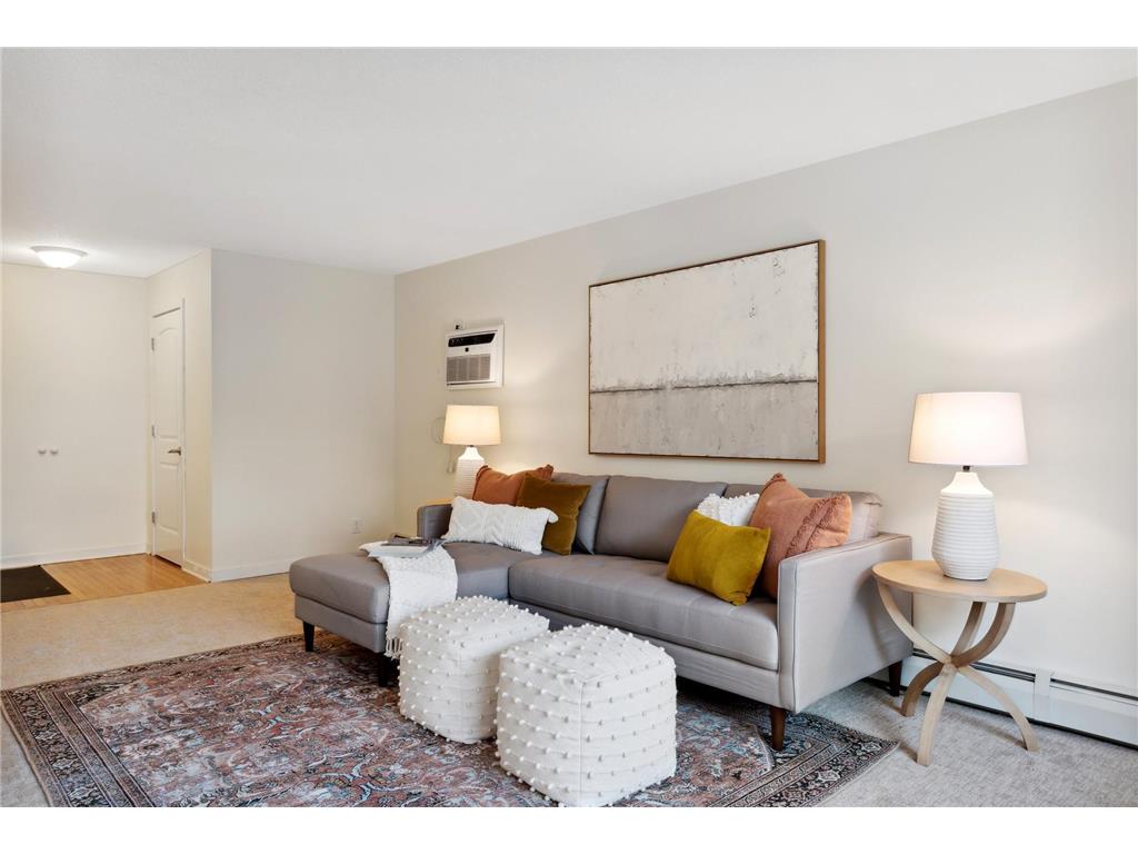 1770 Bryant Avenue S #201 Minneapolis MN 55403 6346710 image1