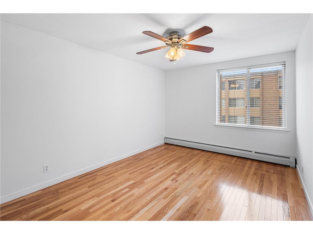 1770 Bryant Avenue S #301 Minneapolis MN 55403 7004922 image24