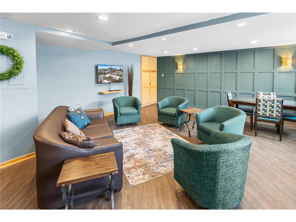 1770 Bryant Avenue S #301 Minneapolis MN 55403 7004922 image30