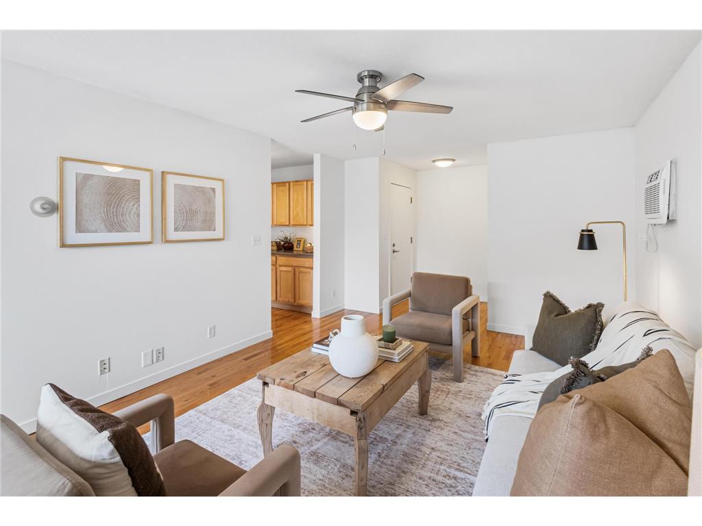 1770 Bryant Avenue S #301 Minneapolis MN 55403 7004922 image5