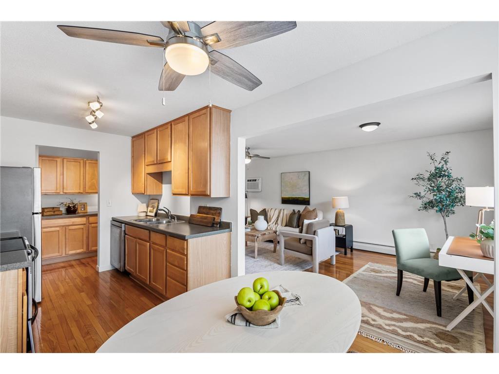 1770 Bryant Avenue S #301 Minneapolis MN 55403 7004922 image9