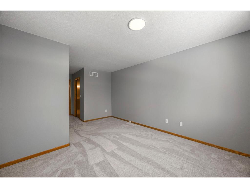 1770 Donegal Drive #6 Woodbury MN 55125 7035510 image20