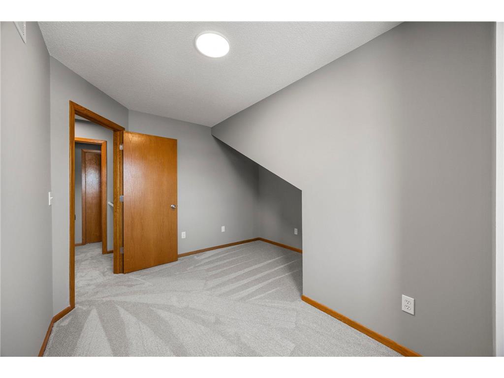1770 Donegal Drive #6 Woodbury MN 55125 7035510 image26