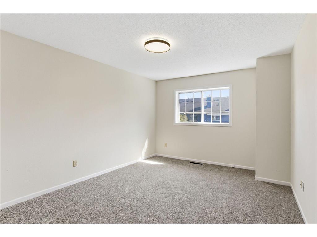 1770 Donegal Drive #8 Woodbury MN 55125 7060764 image14