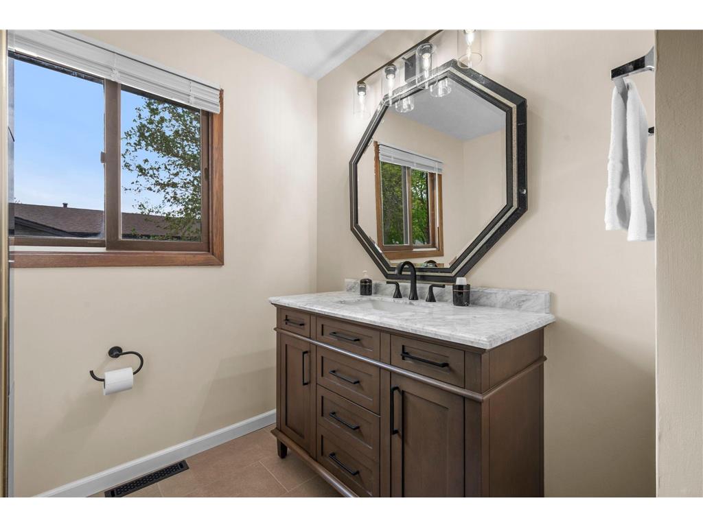 1770 Garden Lane White Bear Twp MN 55110 7069017 image36
