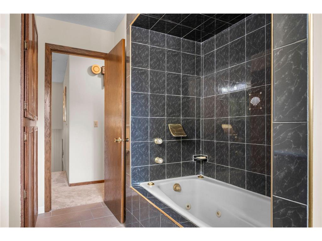 1770 Garden Lane White Bear Twp MN 55110 7069017 image37