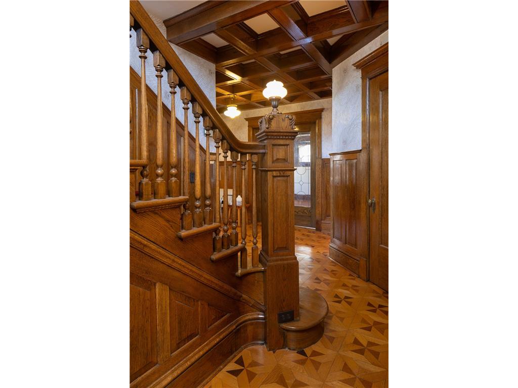 1770 Knox Avenue S Minneapolis MN 55403 6623098 image26