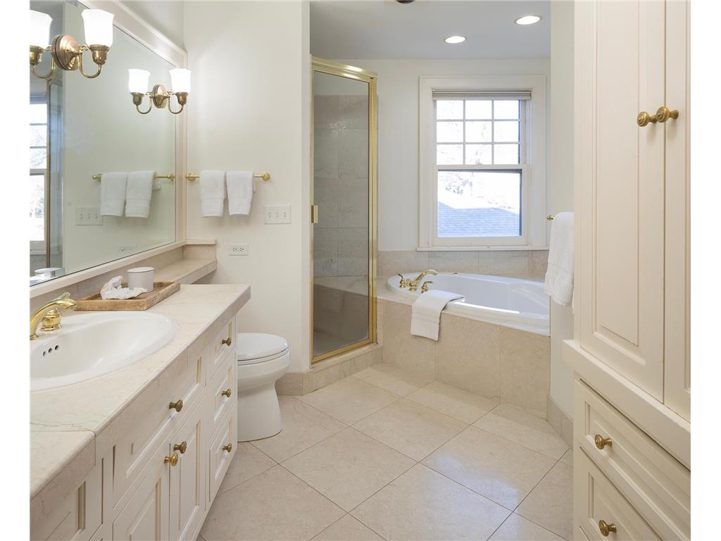 1770 Knox Avenue S Minneapolis MN 55403 6623098 image29