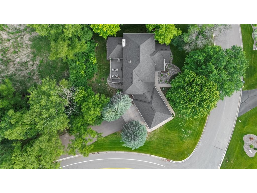 17702 Layton Court Lakeville MN 55044 MLS: 6712662 Edina Realty