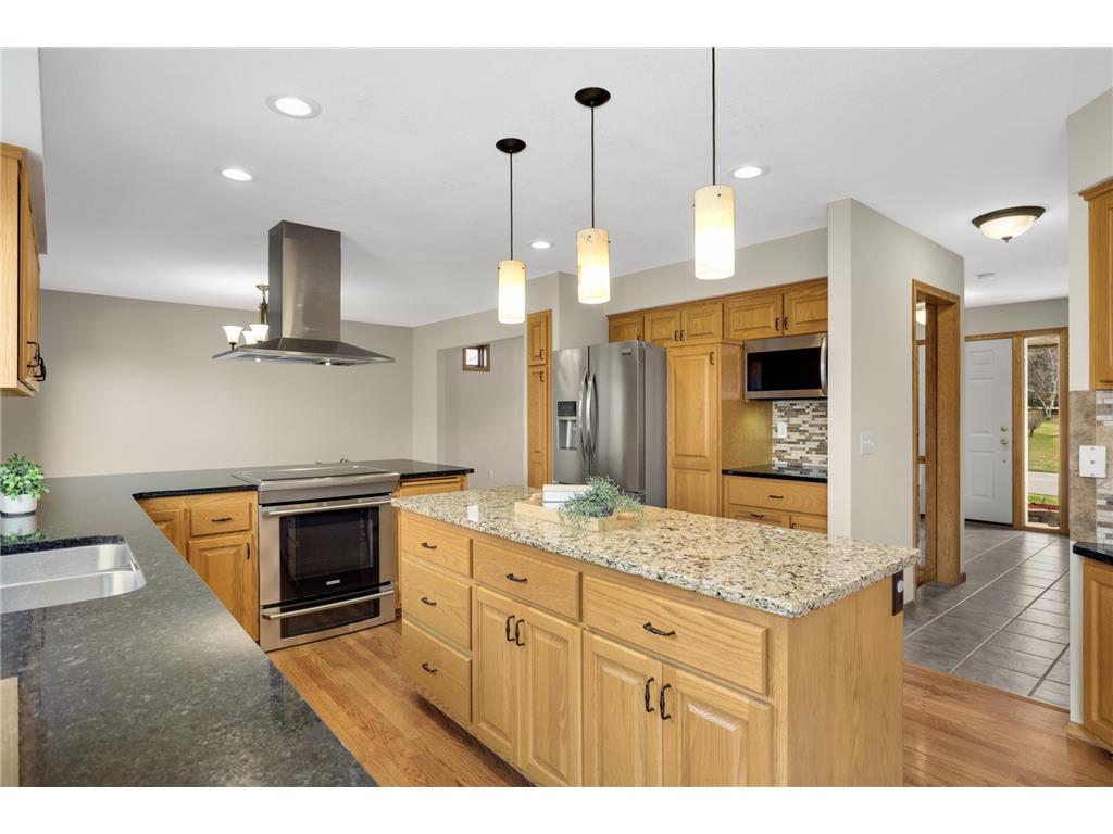 17704 Icon Trail Lakeville MN 55044 7046760 image19