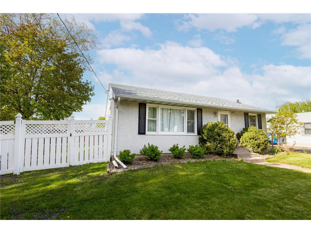 1771 Ivy Avenue E Saint Paul MN 55106 7064584 image1