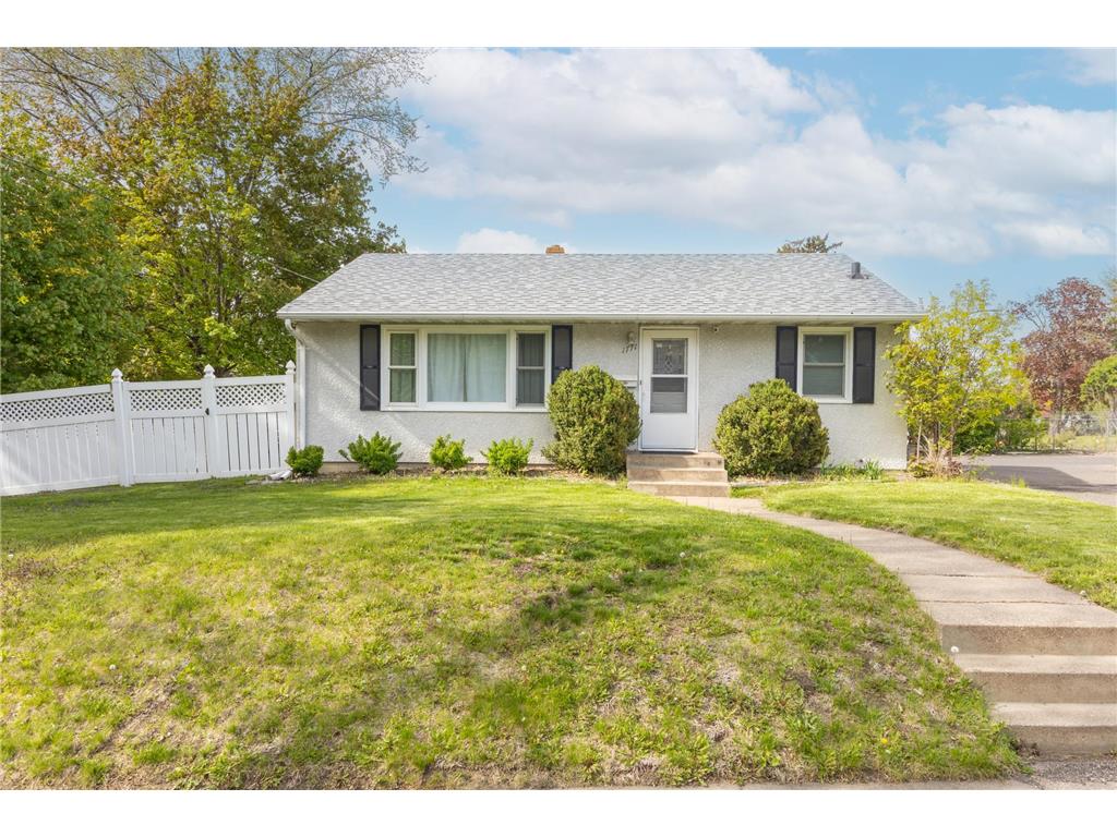1771 Ivy Avenue E Saint Paul MN 55106 7064584 image2