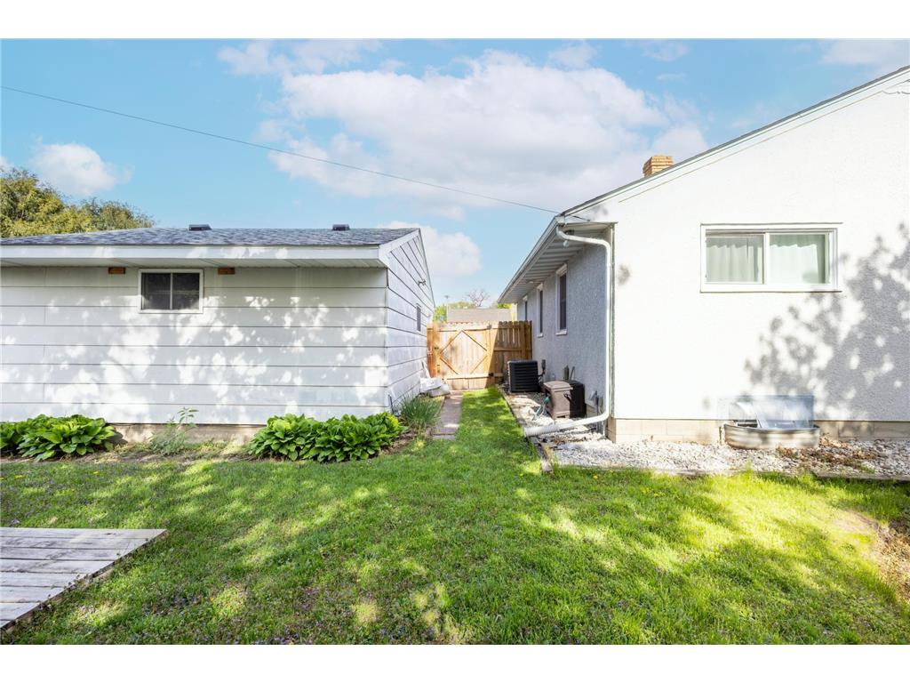 1771 Ivy Avenue E Saint Paul MN 55106 7064584 image30