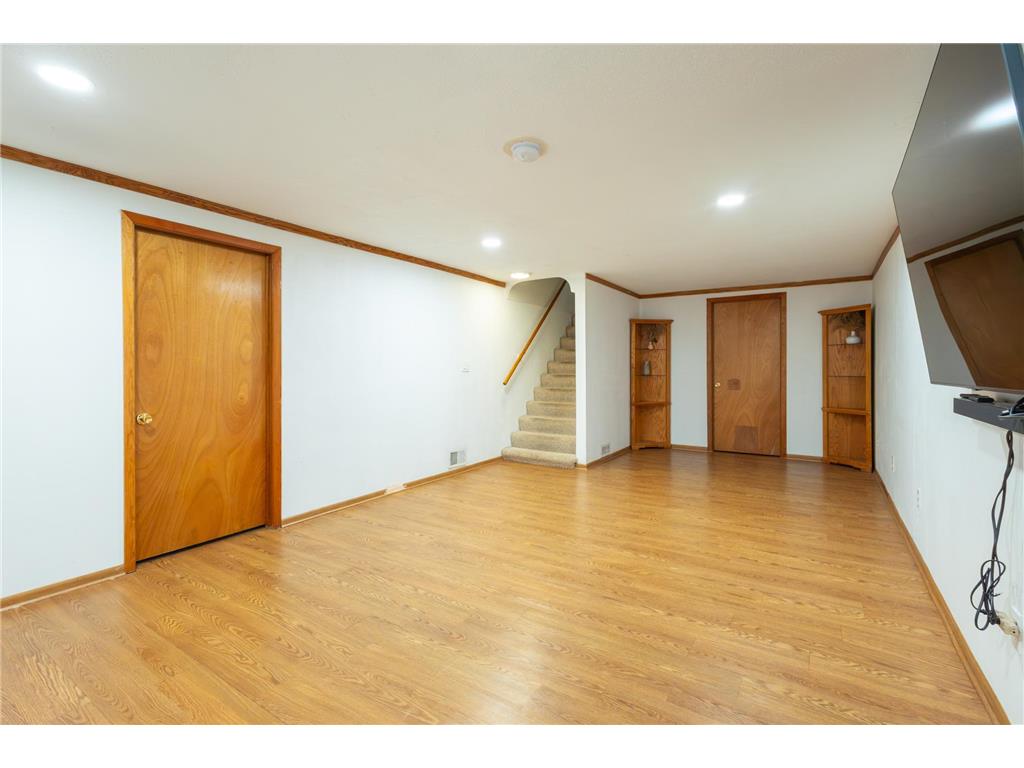 1771 Ivy Avenue E Saint Paul MN 55106 7064584 image33