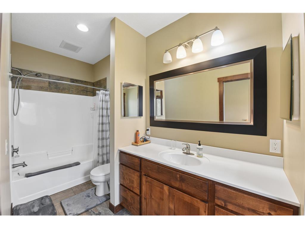 1771 Kimberly Circle River Falls WI 54022 7046441 image17