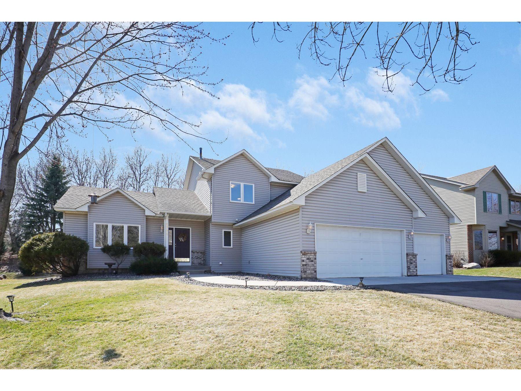 1771 Lakewood Drive N, Maplewood, MN 55109 MLS 5732622 Edina Realty